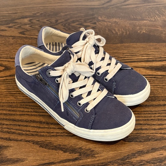 Taos Z Soul Navy Blue Sneakers with White Laces - Picture 1 of 4